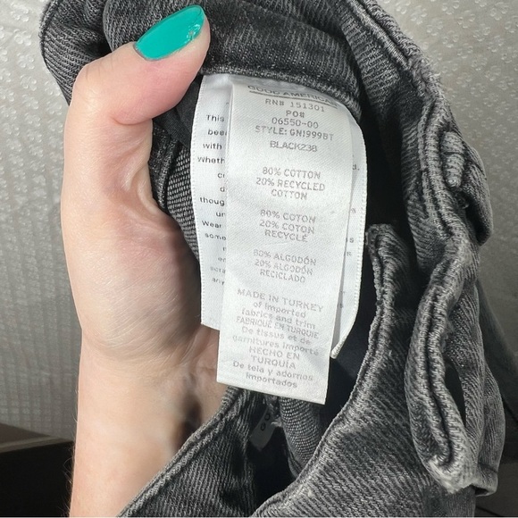 Good American Washed Black 90s Relaxed High Rise Jeans - Picture 5 of 5